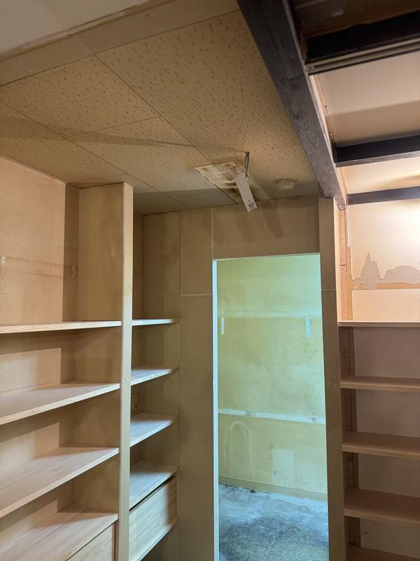 店舗内部塗装