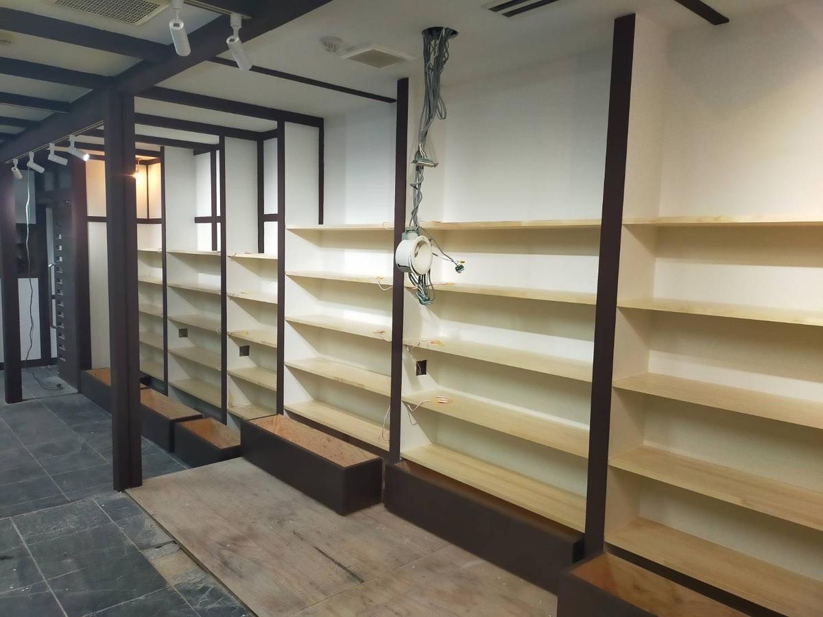 店舗内部塗装