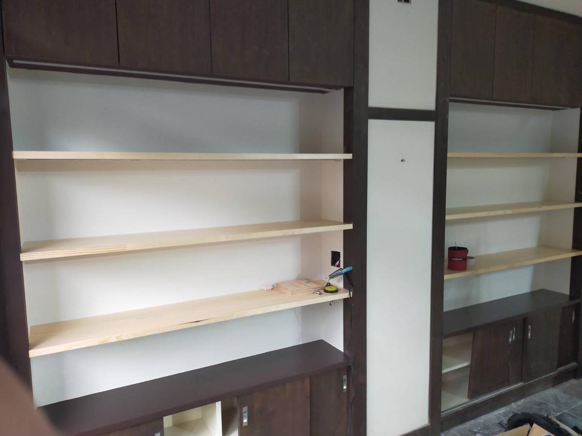 店舗内部塗装
